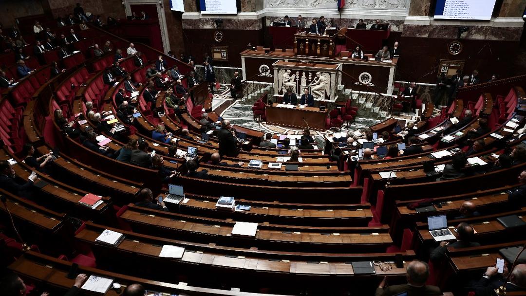 France Rejects Zucman Wealth Tax, Approves Holding Company Levy