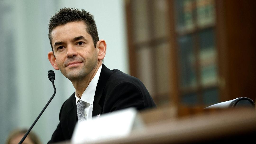 Trump Re-Nominates Billionaire Isaacman for NASA Chief