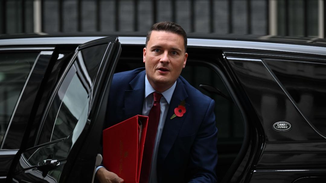UK: Health Secretary Streeting Denies Leadership Challenge Against Starmer