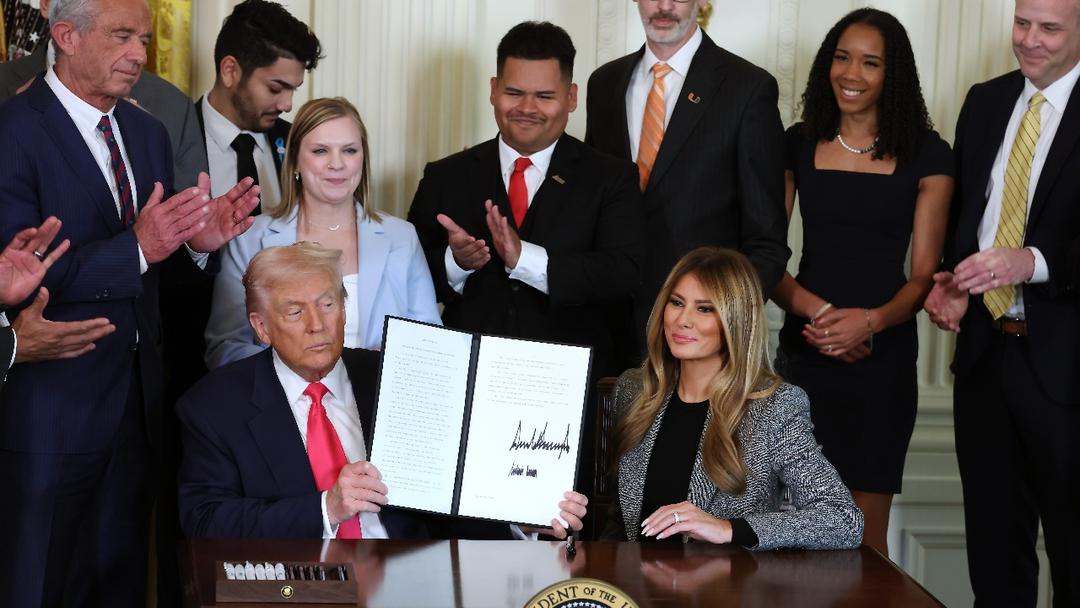 Trump Signs Executive Order for Foster Youth Initiative