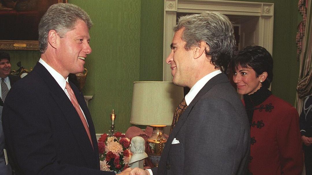 Trump Orders DOJ to Probe Democrats' Alleged Epstein Ties