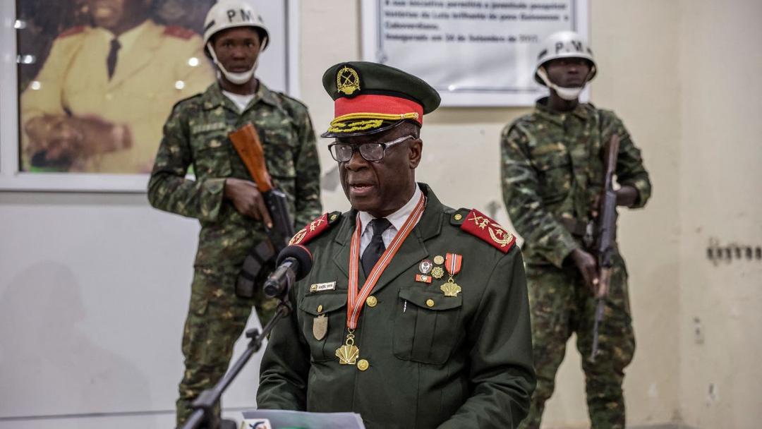General Sworn in as New Guinea-Bissau Leader